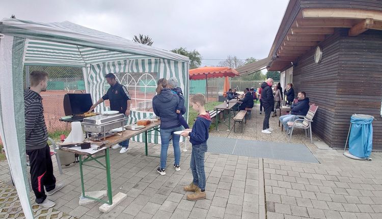 Saisoneröffnung der Tennisabteilung mit "Bändele"-Turnier