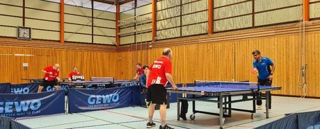 TT Herren II punkten in Sportbund