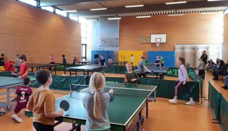 Tischtennis: Volles Haus beim Bezirksentscheid