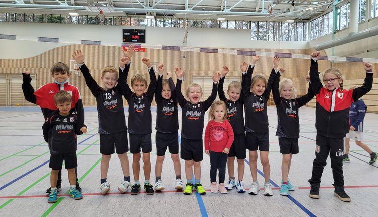 U8 und U14 dürfen spielen, U18 nicht.