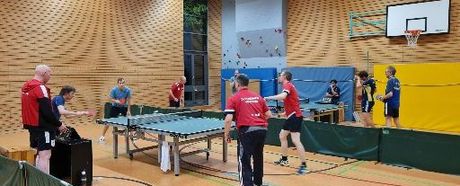 TT Herren II unterliegen zu Hause 2:9 gegen Zuffenhausen
