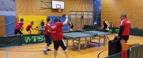 TT Herren I gewinnen deutlich gegen Neuwirtshaus