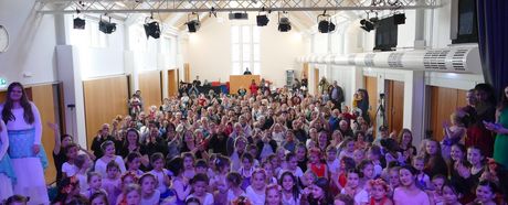 "Die tanzenden Jahreszeiten!"  Kindertanzshow der Tanzoase