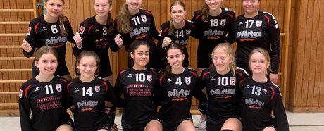 Die großen Jungs und Mädels marschieren