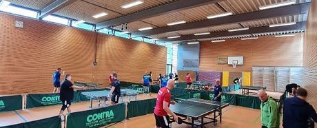 TT-Einladungsturnier mit 9 Mannschaften