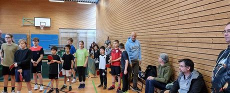 TT-Abteilung richtet Bezirksentscheid aus