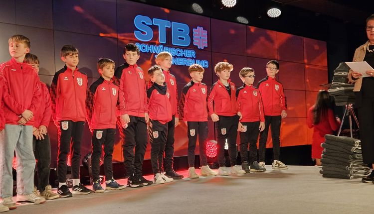 TVS Faustballer geehrt