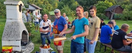 Tischtennisabteilung feiert Saionabschluss im Grünen