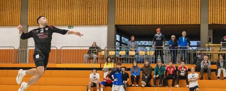 BL Männer starten mit 2:2 Punkten