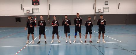 Bundesligamännern schwimmen sich frei